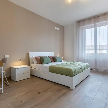 Guesthost - Porta San Pietro Lovely Flat شقة