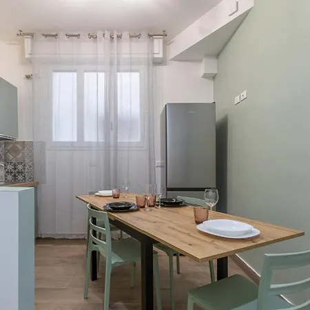 Apartmán Guesthost - Porta San Pietro Lovely Flat Ferrara