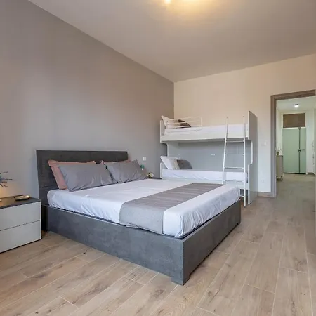 Guesthost - Porta San Pietro Lovely Flat * 费拉拉