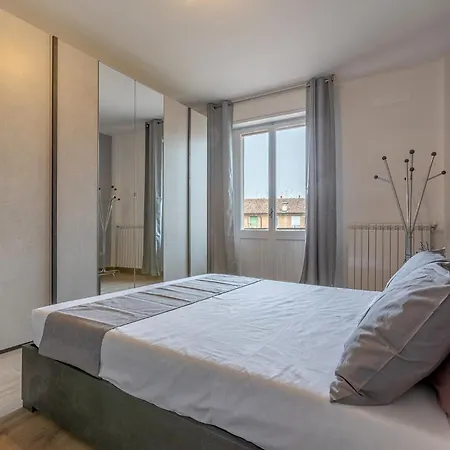 Guesthost - Porta San Pietro Lovely Flat Apartmán Ferrara
