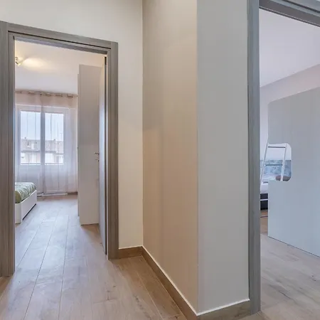 Guesthost - Porta San Pietro Lovely Flat