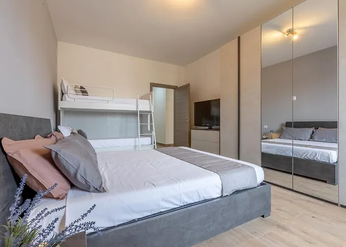 شقة Guesthost - Porta San Pietro Lovely Flat