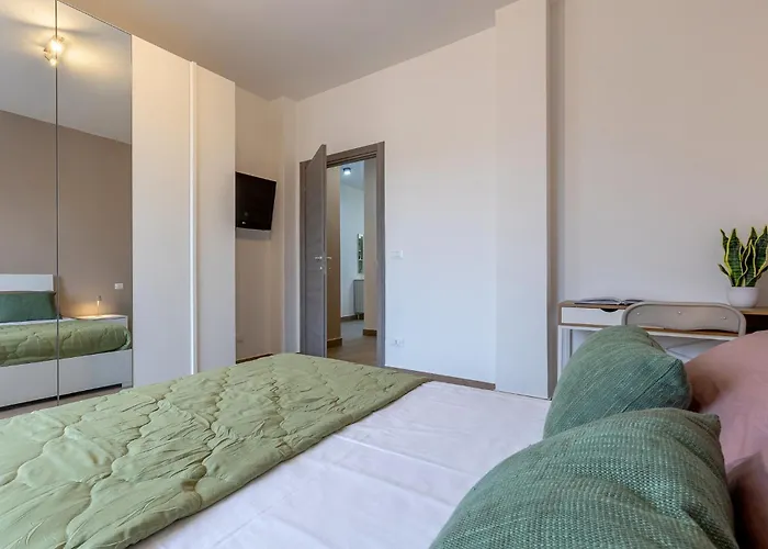 شقة Guesthost - Porta San Pietro Lovely Flat *