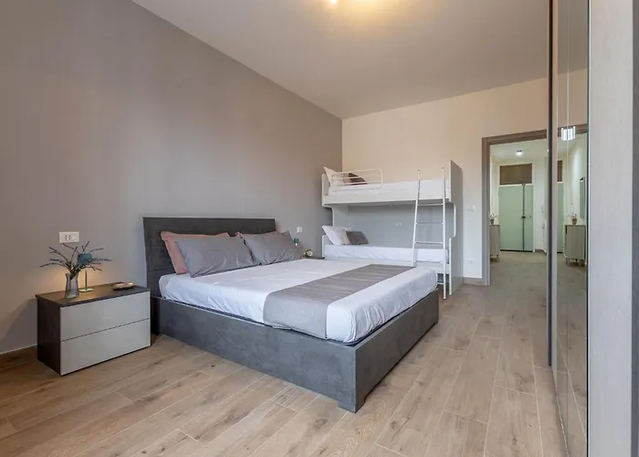 Guesthost - Porta San Pietro Lovely Flat * Φεράρα