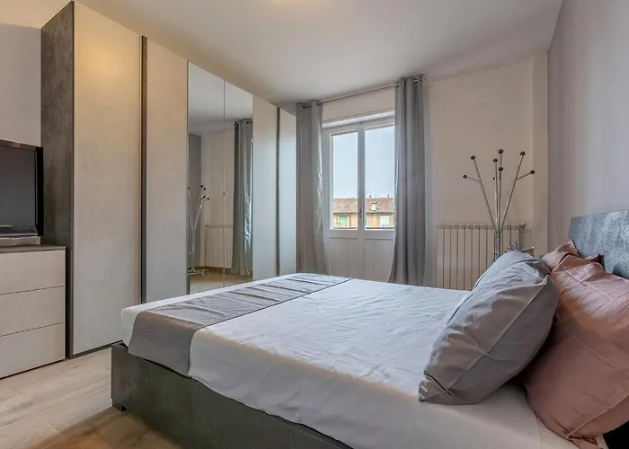 Guesthost - Porta San Pietro Lovely Flat Apartmán Ferrara
