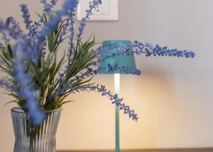 Guesthost - Porta San Pietro Lovely Flat Διαμέρισμα *