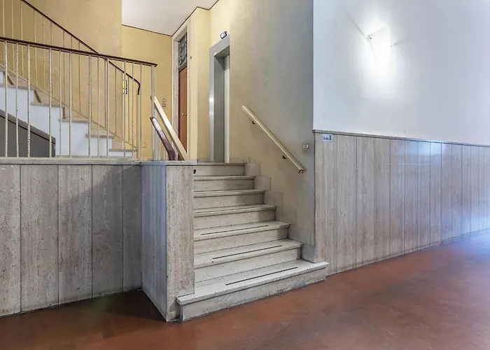 Guesthost - Porta San Pietro Lovely Flat Ferrara