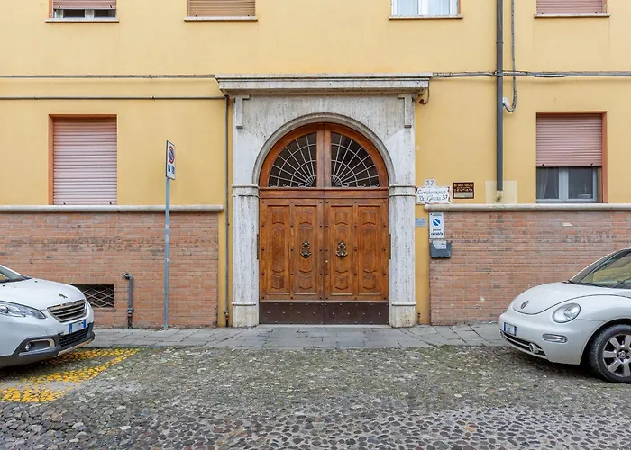 Guesthost - Porta San Pietro Lovely Flat